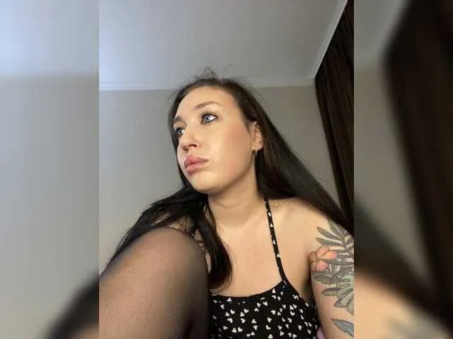 Offline -CrystalZ- on BongaCams