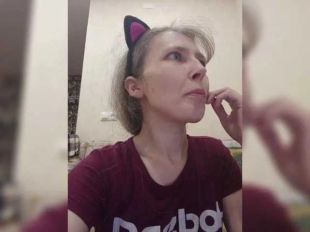 Offline -queen-margo- on BongaCams