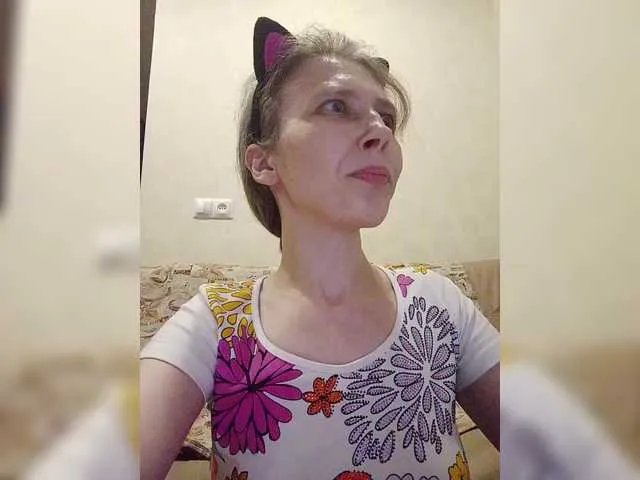 Offline -queen-margo- on BongaCams