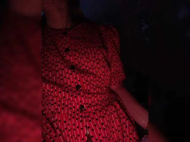 Freechat Alenushka888 on BongaCams