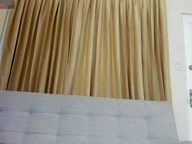 Offline AliciaMilf on BongaCams