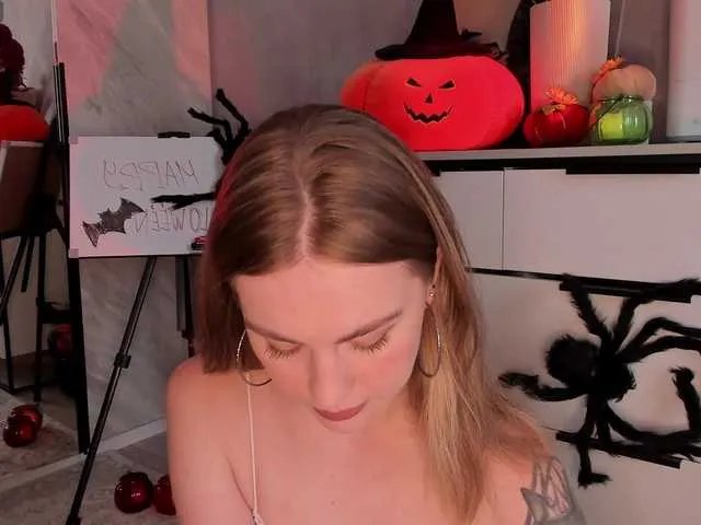 Freechat AlisaClark on BongaCams