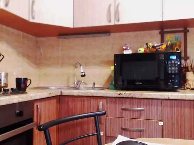 Offline alya555 on BongaCams