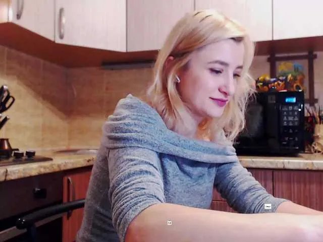 Offline alya555 on BongaCams