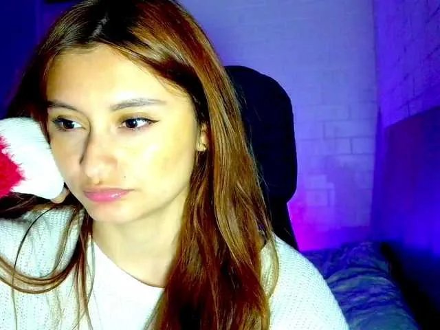 Offline Ambarsweetie on BongaCams