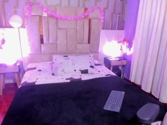 Freechat anisha-zambrano on BongaCams