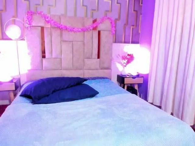 Freechat anisha-zambrano on BongaCams