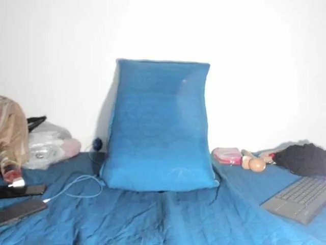 Offline Arantza-Hill on BongaCams