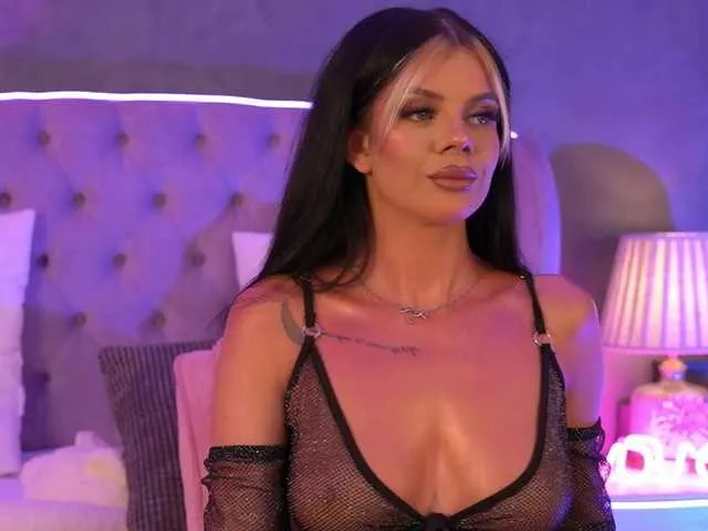 Offline AriellSweety on BongaCams