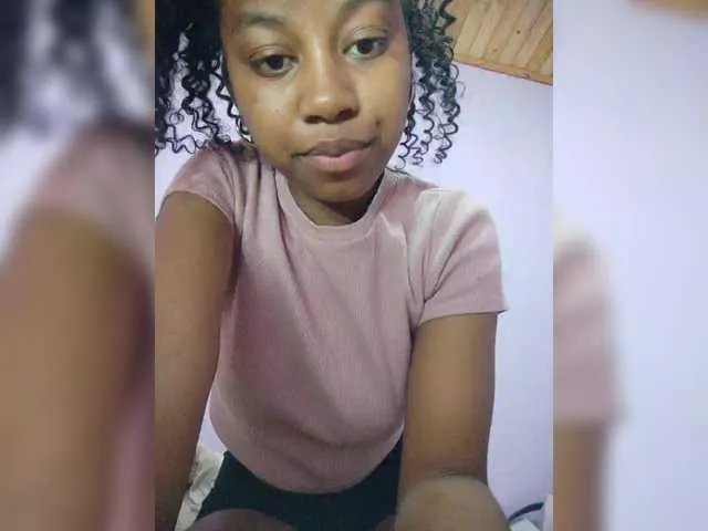 Offline Ashley691 on BongaCams