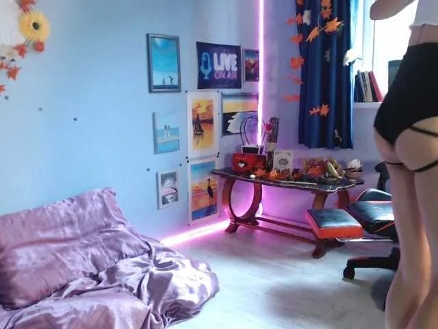 Offline bellaqueen0701 on BongaCams