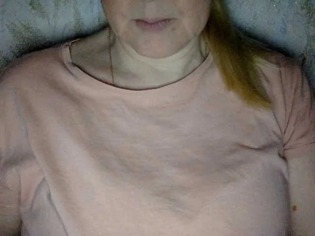 Offline BlondyVio on BongaCams