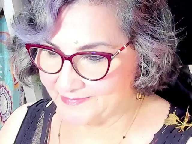 Offline cataleya-mom on BongaCams