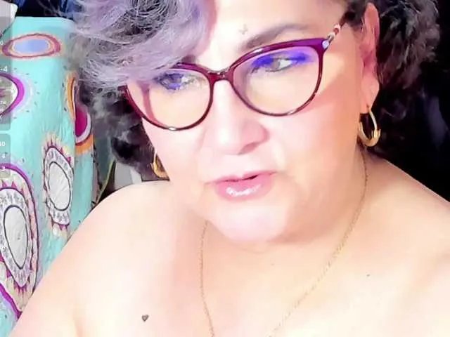 Offline cataleya-mom on BongaCams