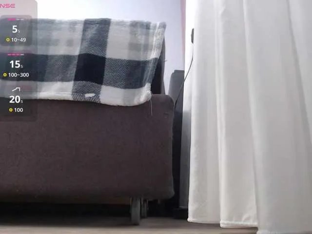 Offline Cherry-Tip on BongaCams