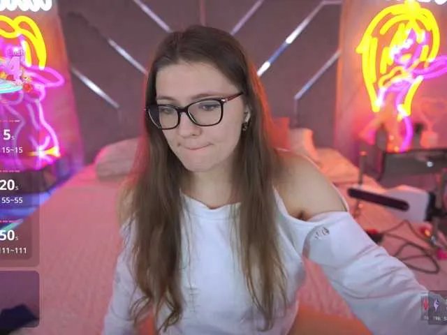 Offline CinderelaVel on BongaCams