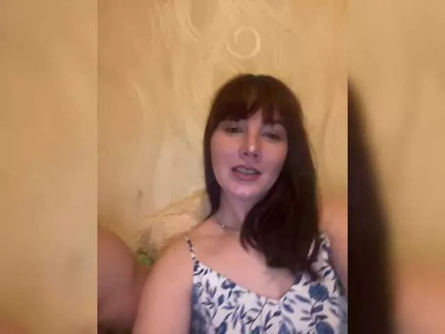 Offline CrystalAndDavis on BongaCams