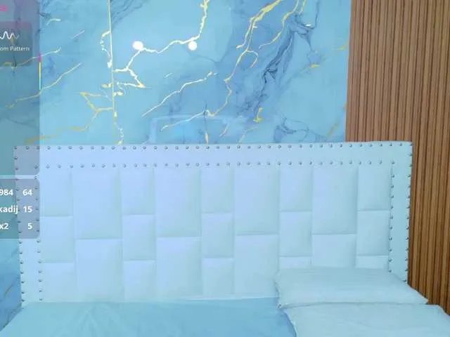 Offline curvybrunnett on BongaCams