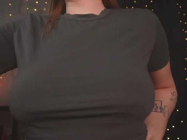 Freechat cutesoneckaaa on BongaCams