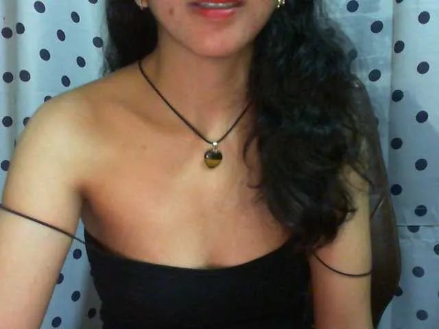 Freechat Cyah2 on BongaCams