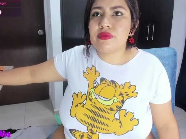 Freechat Elikolanny on BongaCams