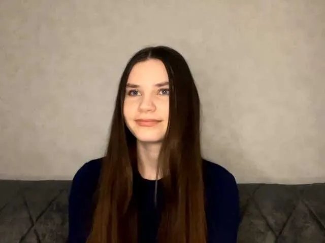 Offline ElinOroz on BongaCams