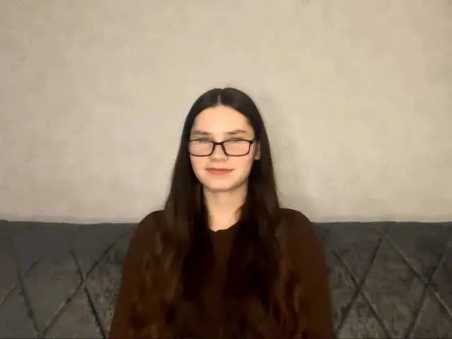 Offline ElinOroz on BongaCams