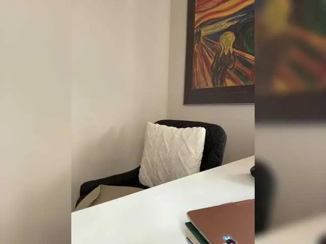 Offline ElisCat on BongaCams