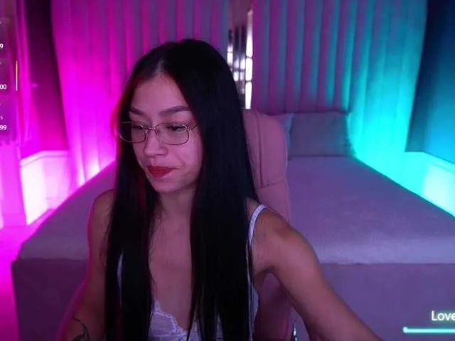 Offline FataleNellie on BongaCams