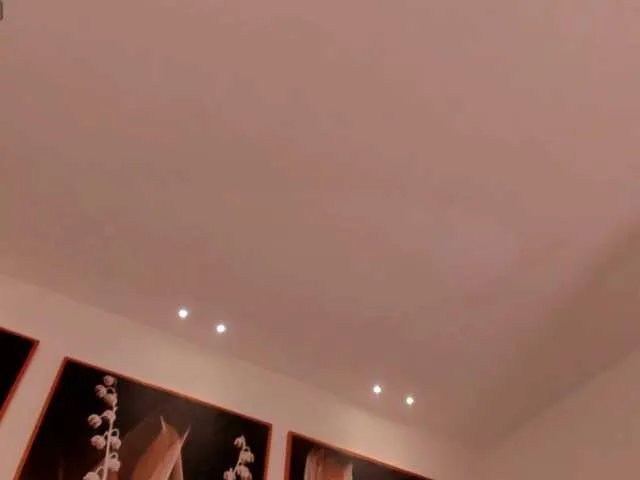 Offline FernandaX1 on BongaCams