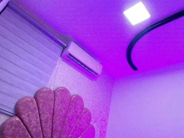 Offline gabry-leone on BongaCams