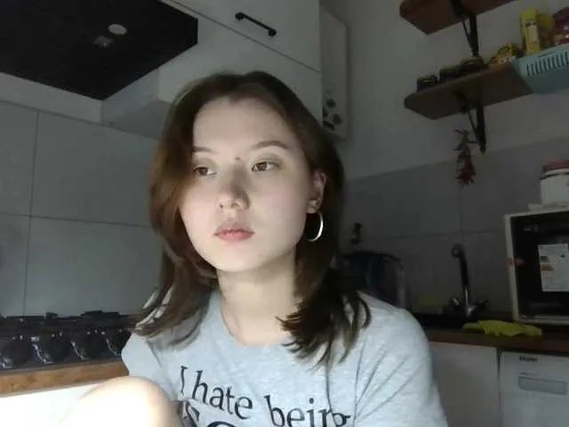 Offline GlennisSarvis on BongaCams