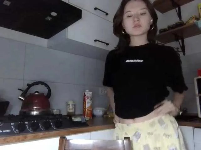 Offline GlennisSarvis on BongaCams