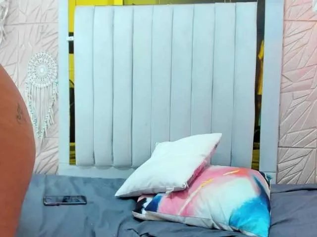 Offline Holly-Sly on BongaCams