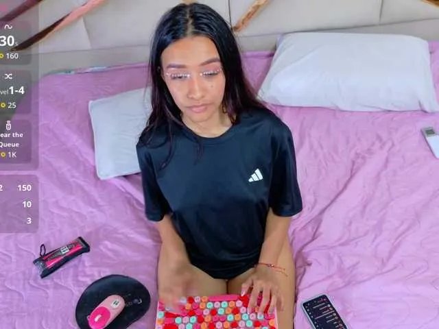 Offline indianbeautiful on BongaCams