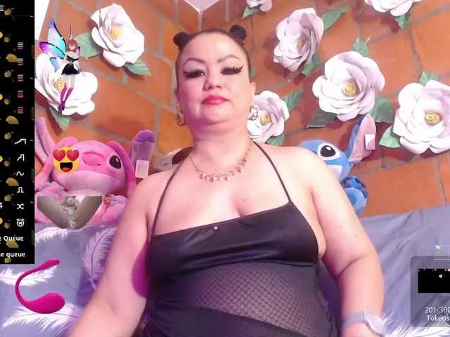 Offline IngritBitch on BongaCams