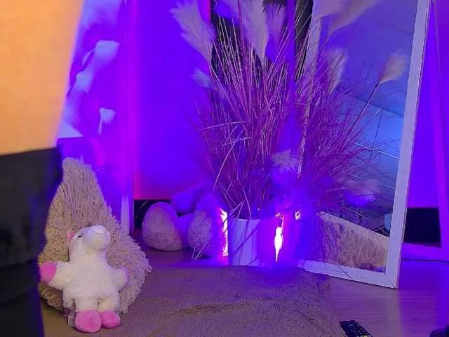 Offline IsisQueenXXX on BongaCams