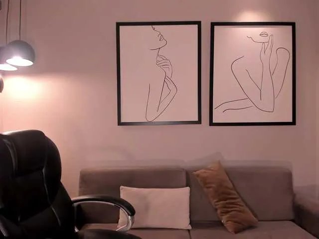 Freechat JuanitaClay on BongaCams