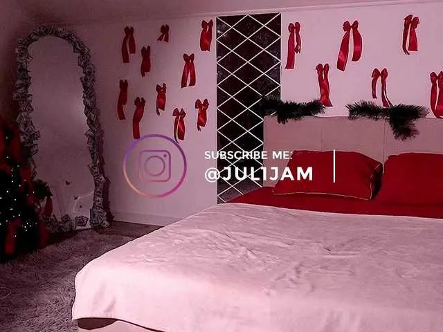 juli-jam on BongaCams