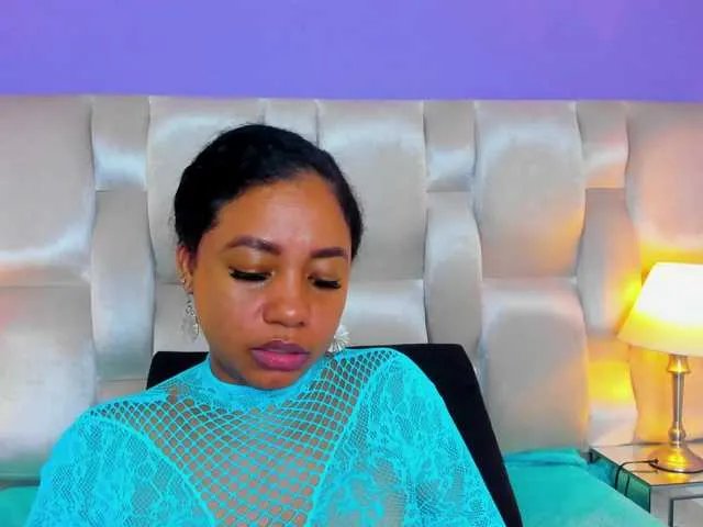 Offline Kamila-Kane on BongaCams