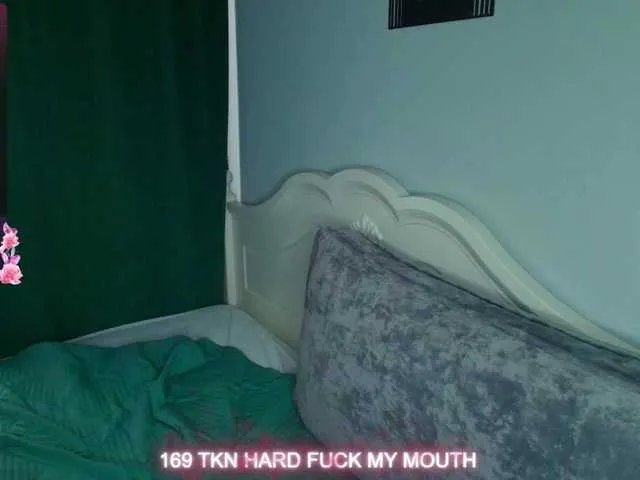 Freechat katerine-Monroe on BongaCams