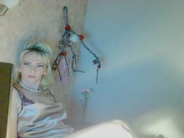 Offline KatrinExcite on BongaCams