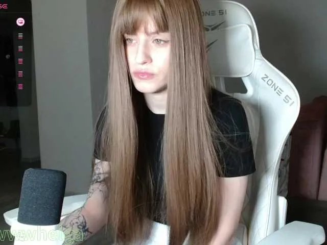 Offline kissesliza on BongaCams