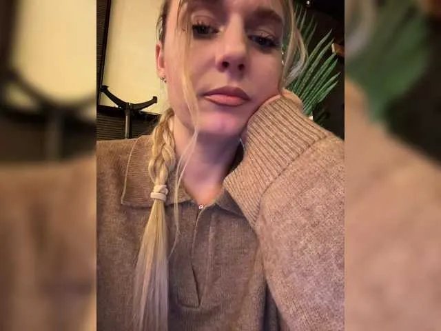 Offline KotiMrrr on BongaCams