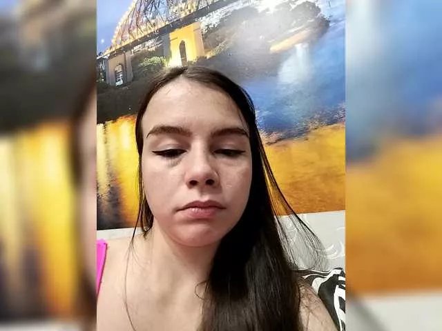 Offline Lona-S on BongaCams