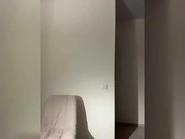 Offline mariaaa-1 on BongaCams