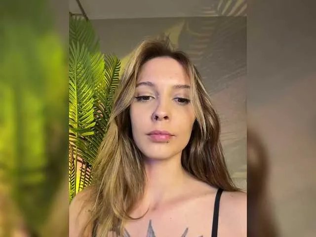 Freechat Maribett on BongaCams