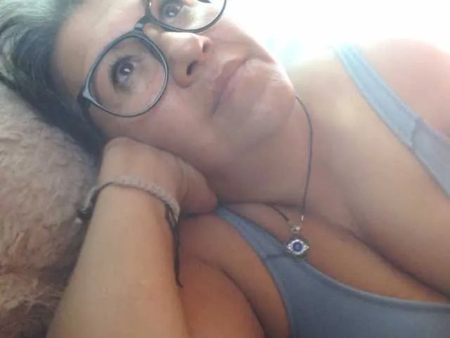 Offline Meganny2023 on BongaCams