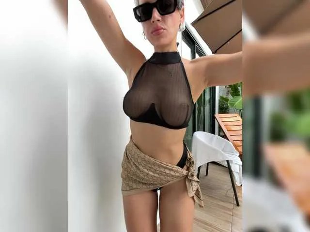 Freechat meow-777 on BongaCams