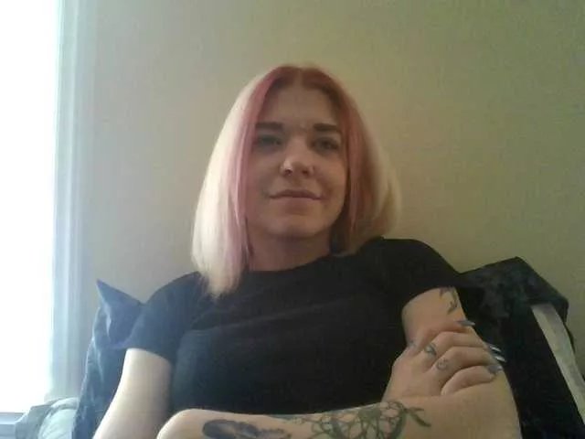 Offline mermaidlexi on BongaCams